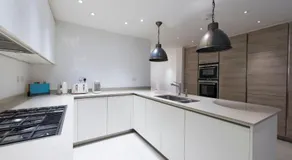 Kensington Court home - Image 5