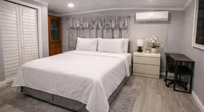Beautiful independent suite - Image 2