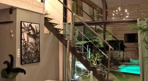 Loft rénové avec piscine privée et spa - Havre de paix en Auvergne - Image 5