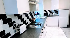 Crystal Suite 2 -free private parking - Image 4
