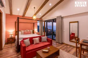 StayVista's Savara - 5BHK Villa with Jacuzzi & Infinity Pool - Image 2