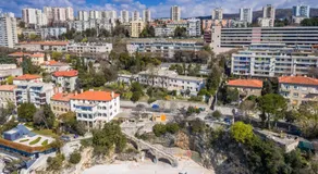 Apartman Lucia-private parking - Image 3