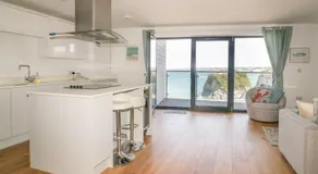 Onshore 7 - Image 3