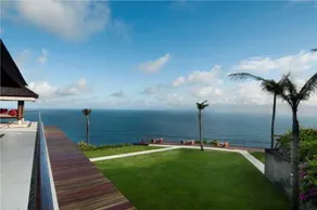 The Edge - Image 5