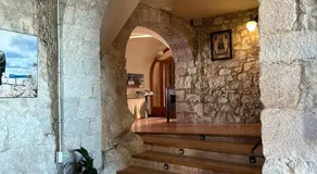 Santuari Mare de Déu Del Mont Restaurant-Hostatgería - Image 4