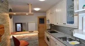 Apartments Perunika - Image 4