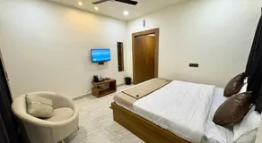 Hotel Sambhavi - Image 5