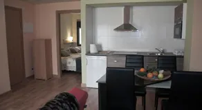 LA CASA DEL REBOTE - Image 4
