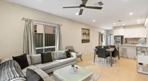 Spacious 3 Bedroom Family Home near Lake & UniSA - Image 2