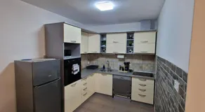 Luxury apartment in the city center - Image 3