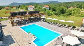 16 Lakes Guesthouse - Image 2