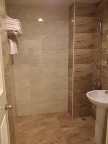 Tilon Hotel - Image 4