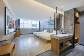 Joying Hotel - Image 2