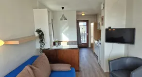 Marx Motel - Image 2