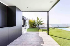 Tulio II family villa heated pool - Image 3