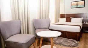 LA BEILA HOTEL MERU - Image 2