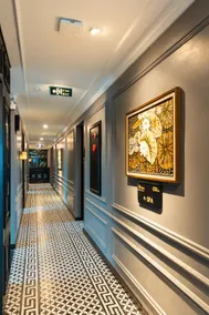 YO Hotel - Image 5