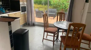 Magnifique bas de villa deux chambres situé prés des plages et du golf - Image 3