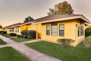 Mariners Suites - Kingsland - Image 4