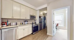Chic River North Retreat - Image 5