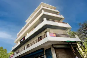 Hotel O Tilak hotel 24 Sector 27 Near by Vinayak Hospital Gali no-6 - Image 2