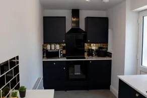 Ivy House - Image 3