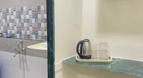 JOY HOSTEL - Digital Nomads Hostel & PG - Koregaon Park - Image 4