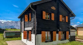 Repos en montagne, Chalet au vert, vue et terrasse - Image 4
