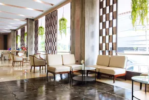 Vane' Mane' Hotel Pattaya - Image 3