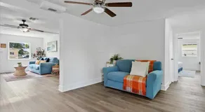 4BR Escape Near Beach & Downtown - Image 3