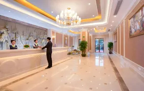 Vienna Hotel Guangzhou South High-Speed Railway Station - Image 2