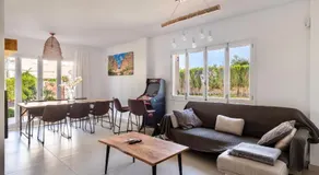 Casa vacanze 'Villa Santa Lucia' con piscina privata, terrazze e Wi-Fi - Image 5