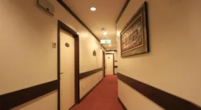 Ming Paragon Hotel - Image 5