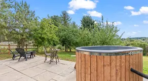 Hot Tub Luxury Glamping - Private Stargazing Patio - Image 3