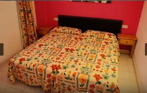 CLUB B APARTMENTS - Image 2
