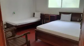 Hotel Yelona - Image 2