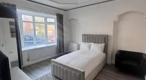 The Villas - Image 2