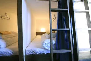 Sogihostel Beehive - Image 4
