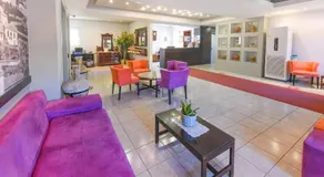 Paradise Hotel - Image 4
