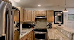 Precision Lodge - Three one bedroom units and two rooms in a shared house - DISCOUNT ON TOURS! - Image 3