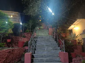 Richi Rich Hill Resort - Image 4