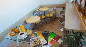 Pri Ani Guest House - Image 4