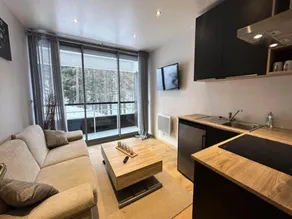 Studio in France with Ski-In Access - Image 2