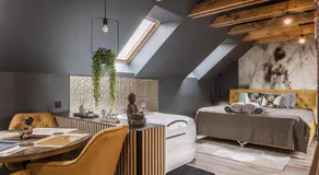 Greyhouse Apartments - Image 4