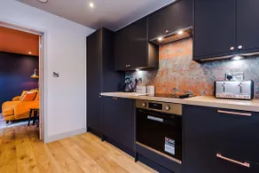 Industrial Design 4 Bed House - Image 5