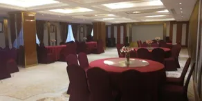 Runhome Hotel - Image 5
