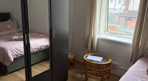 Double bed room like a hotel room with share toilet - Image 5