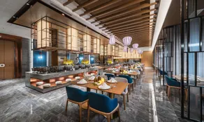 Mehood Lestie, Tongxiang Wuzhen Avenue - Image 5