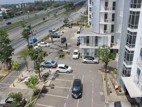 The Campus - Image 5