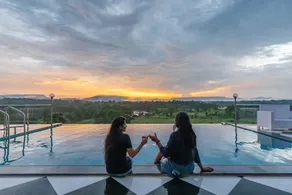 StayVista's Vine & Splash - Riverside villa with an infinity pool and indoor games - Image 5